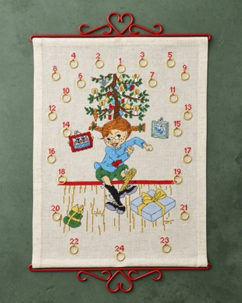 Julekalender Pippi under juletræet, 35 x 46cm