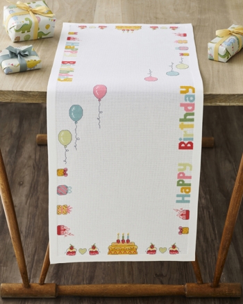 Broderi, bordløber 33x89cm, Happy Birthday