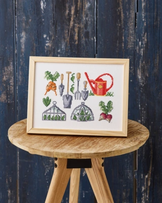 Broderi Væksthus & redskaber 24x18cm