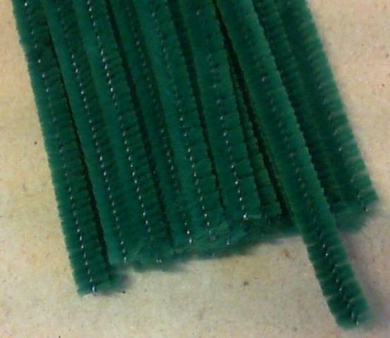 Chenille grøn 6mm 50stk.