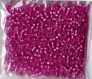 Glasperler 2,5mm pink m. sølv kerne